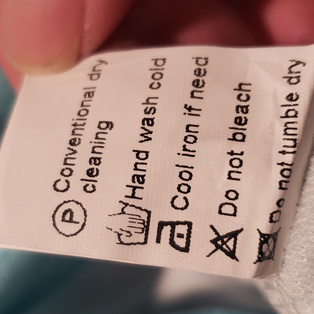 S  left🖤🤍New boutique ombre tunic - Picture 10 of 10